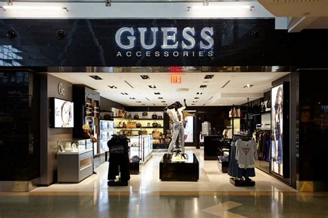 tiendas guess en lima